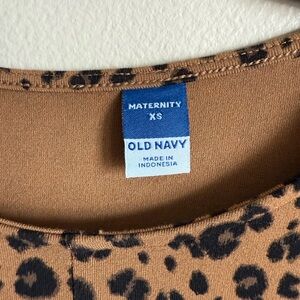 Old Navy Brown and Black Maternity Top